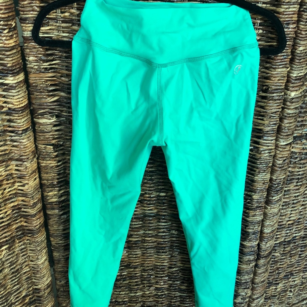 Spearmint Squat-Proof Leggings